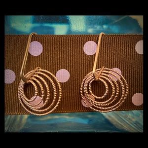 Women’s earrings